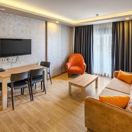 Golden World Suite Hotel Анталия Екстериор снимка