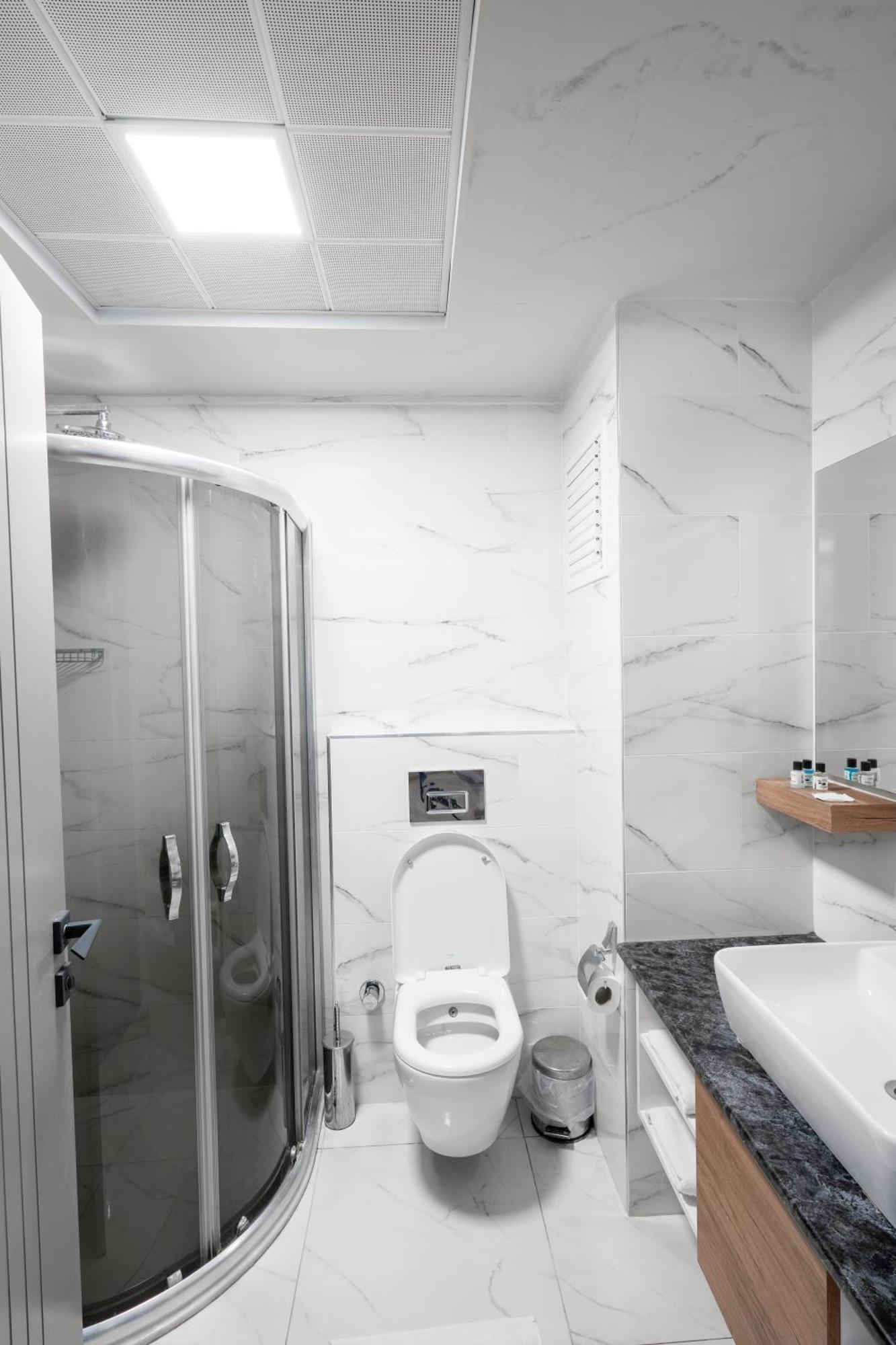 Golden World Suite Hotel Анталия Екстериор снимка