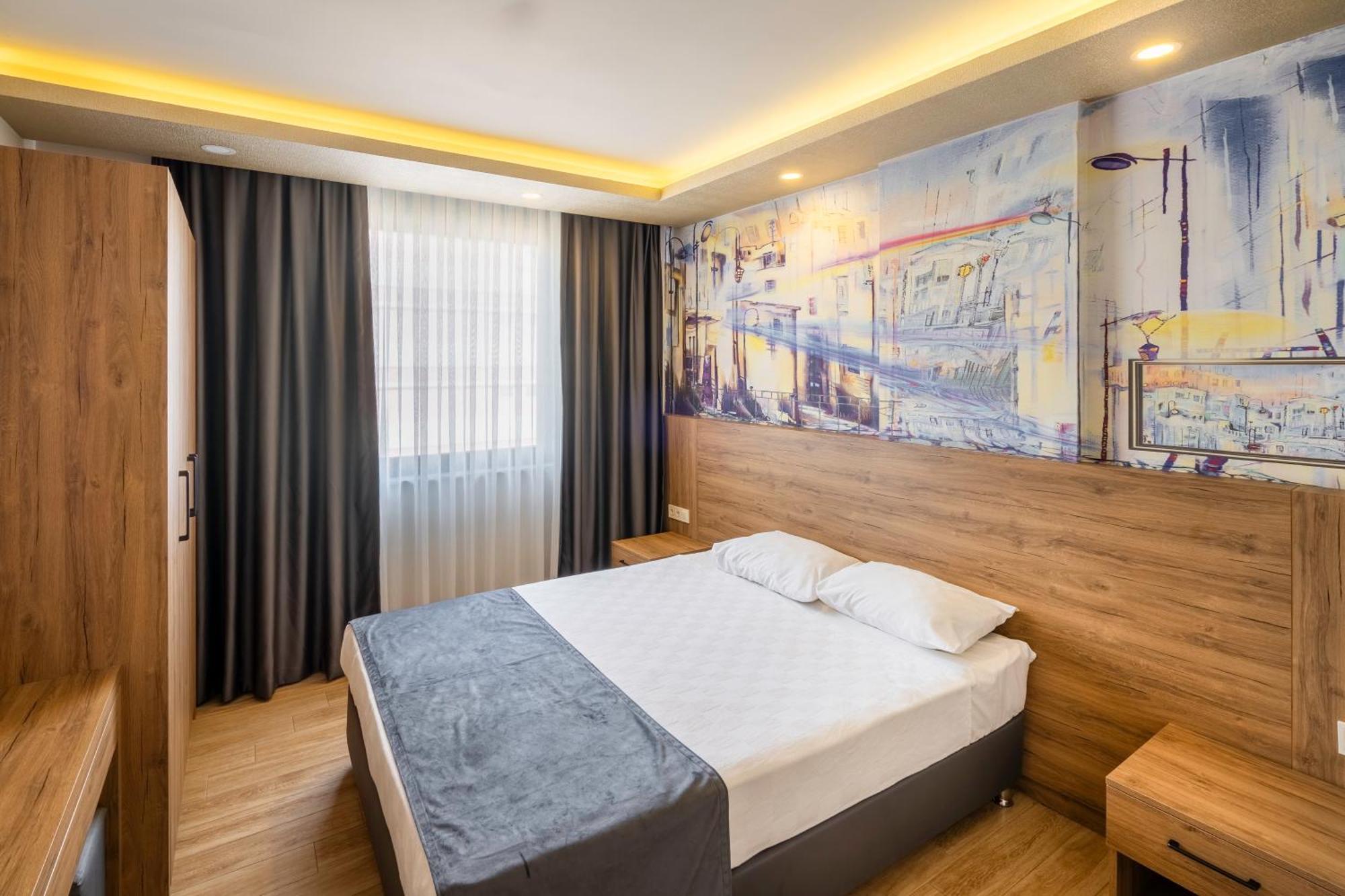 Golden World Suite Hotel Анталия Екстериор снимка