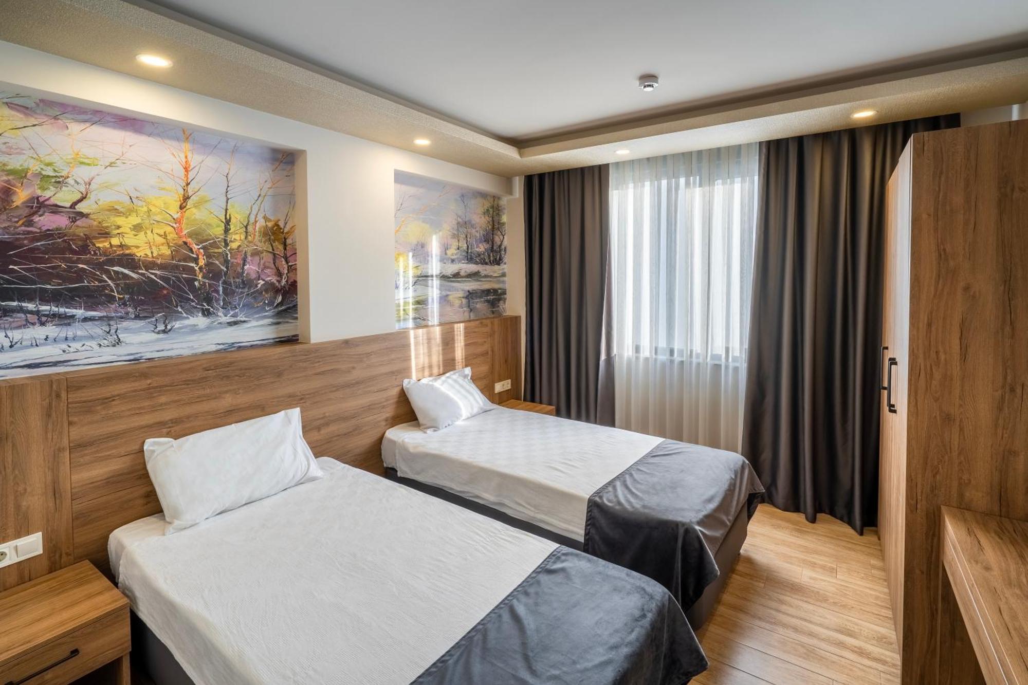 Golden World Suite Hotel Анталия Екстериор снимка