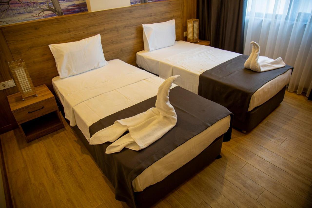 Golden World Suite Hotel Анталия Екстериор снимка
