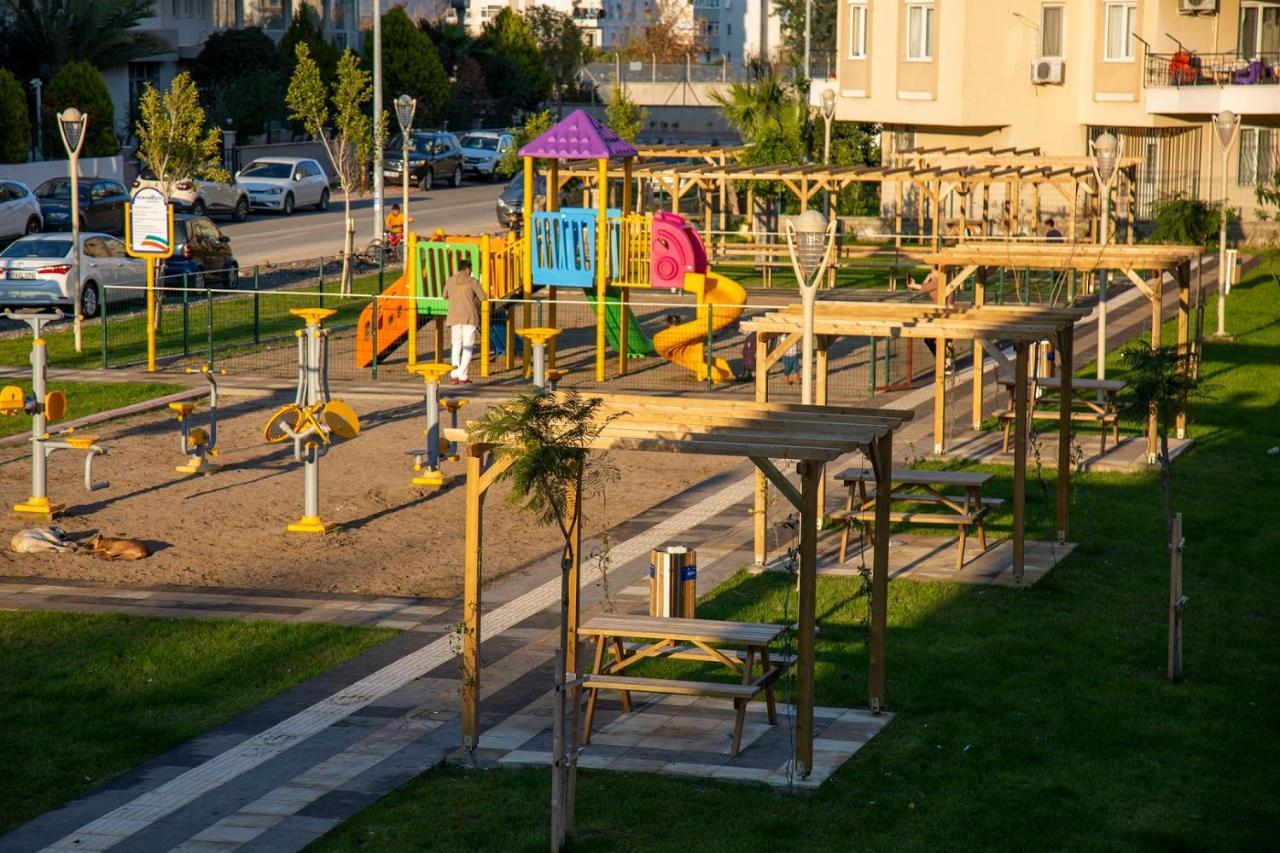 Golden World Suite Hotel Анталия Екстериор снимка