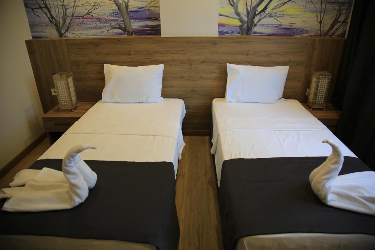 Golden World Suite Hotel Анталия Екстериор снимка