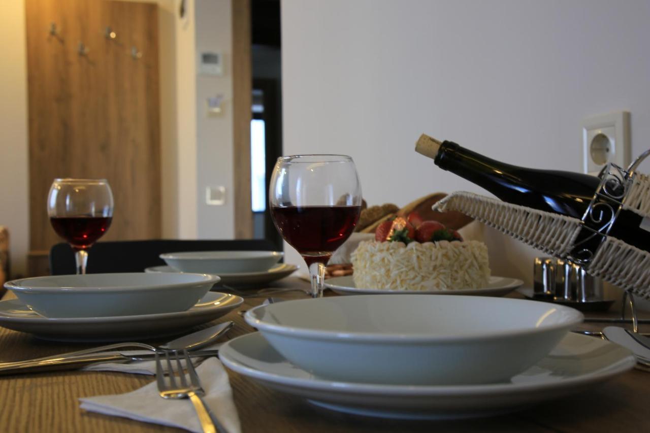 Golden World Suite Hotel Анталия Екстериор снимка
