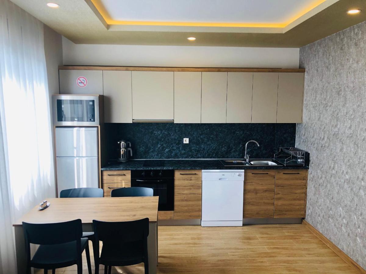 Golden World Suite Hotel Анталия Екстериор снимка