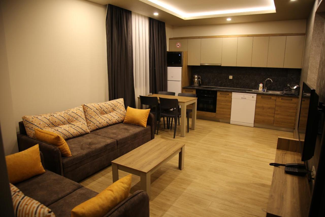 Golden World Suite Hotel Анталия Екстериор снимка