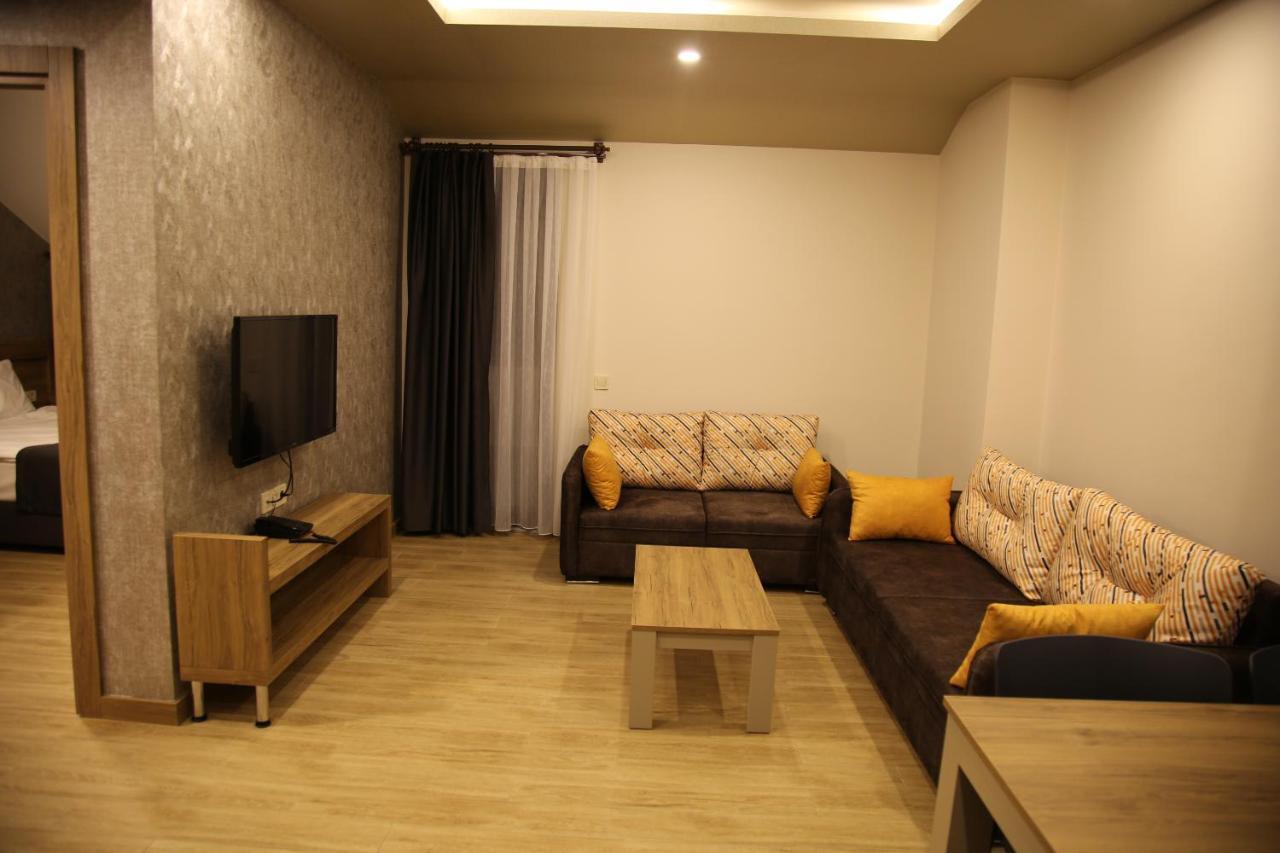 Golden World Suite Hotel Анталия Екстериор снимка